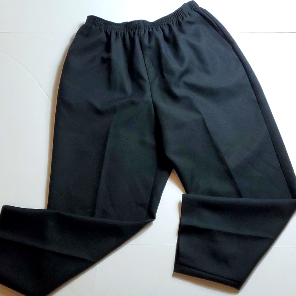 Alfred Dunner black pull on pants